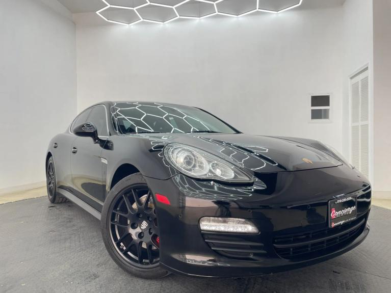 2013 Porsche Panamera S's photo